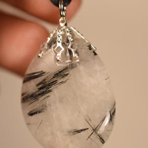 TURMALIN QUARZ Anhänger + Cord 3,7 cm 11,7g Naturstein Australian Made