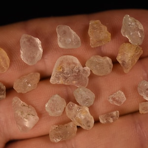 20 AUSTRALIAN TOPAZ 9.7g Natural Rough Specimens