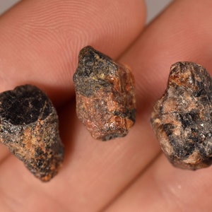 3 RUBY TIN CASSITERITE Specimens 16.7g Australian Natural Rough Crystals Jewellery Making