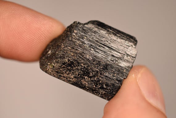 ブラックトルマリン結晶 3個 2-3 cm 45.4g 天然原石標本 - Etsy 日本