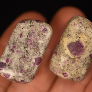 2 RUBY In Matrix Tumbled Stones 3cm 34.3g Natural Stone