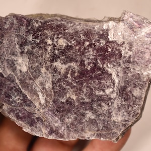 LEPIDOLITA Ejemplar 10,5 cm 149,8g Natural Bruto