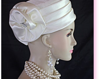 Vintage Sylvia New York Ivory Woven Pillbox Hat w/ Bow Wedding Derby Church Vintage Sylvia of New York White Straw Cloche Derby/dress  main image 4