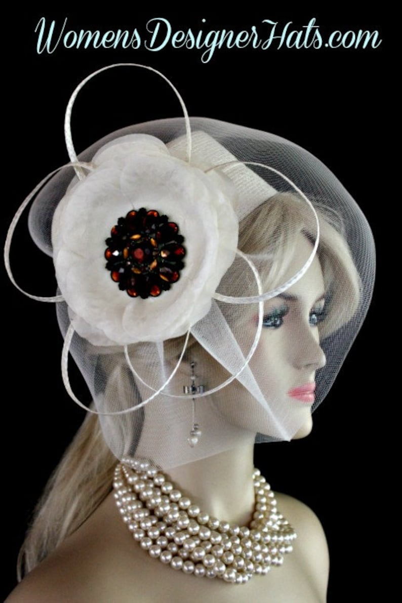 Ladies Ivory Pillbox Cocktail Hat 