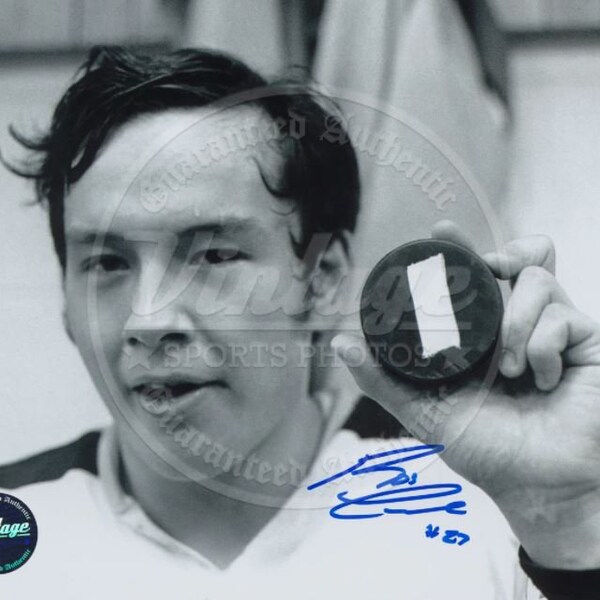 Reggie Leach Boston Bruins 8x10 Autographed Photo 1st NHL Goal