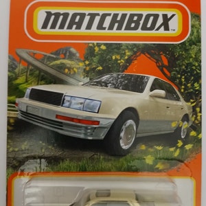 Matchbox 1994 lexus ls400