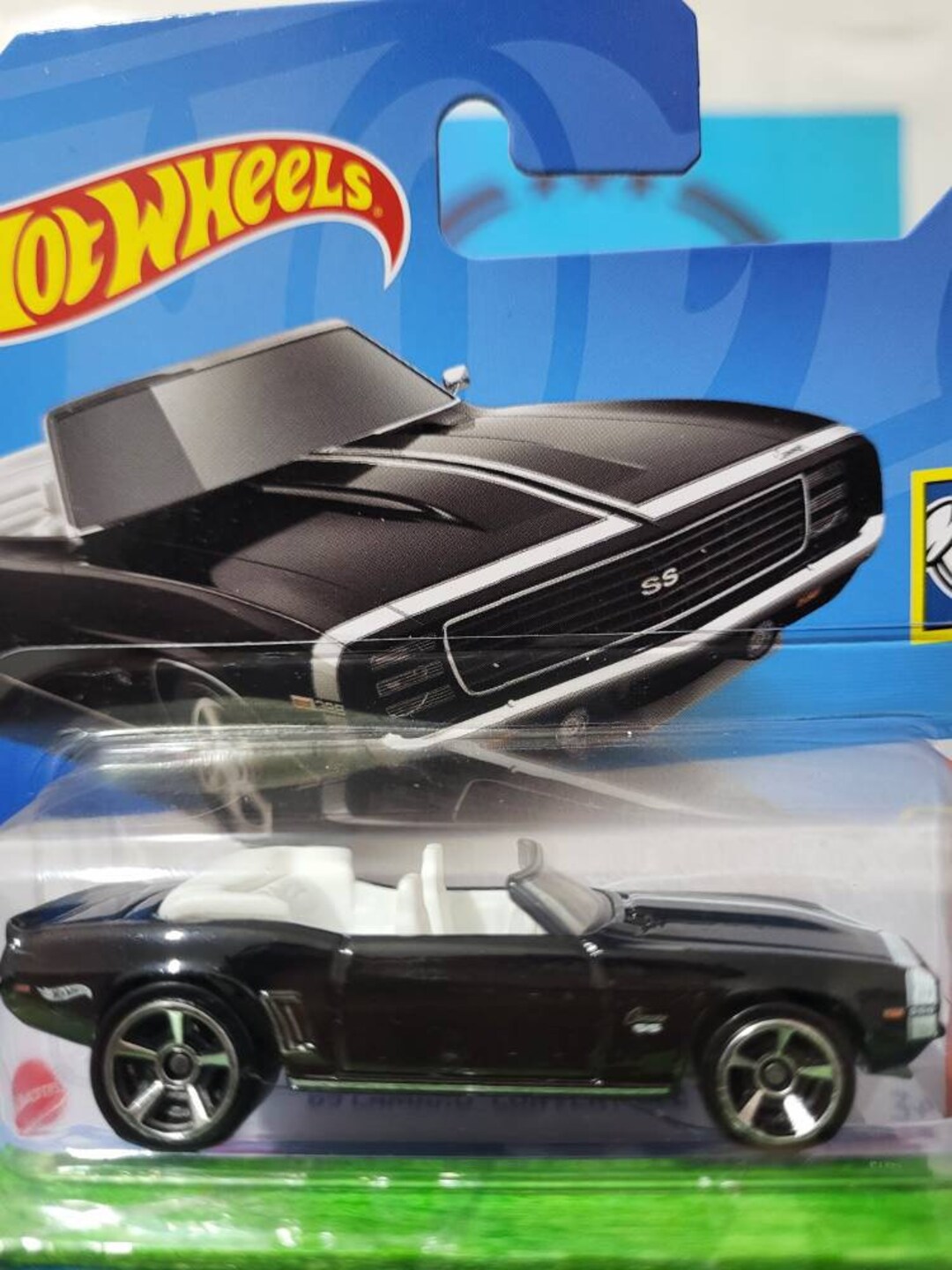 Hotwheels 69 Camaro Converable