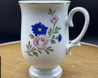 Sheffield Fine China Gold Trim Japan Boutique 1970 JE 70 J & H Vtg Coffee/Tea Mug