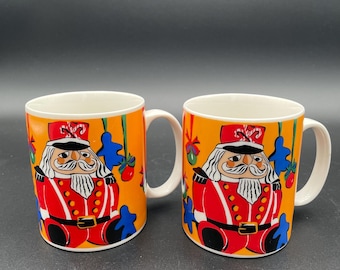 Gibson Nutcracker Holiday Deck The Halls Discontinued Vintage Set of 2 Coffee/Tea Mugs