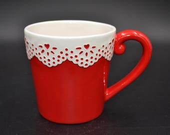 White LACE-LIKE heart Trim Vintage Large Coffee/Tea Mug