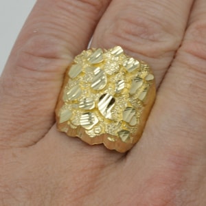 Echter massiver 10K Gelbgold Herren Nugget Quadrat Ring 25mm ALLE Größen | Herrenschmuck Einzigartiger Gold Ring | Massiver 10k Gold Ring für Männer