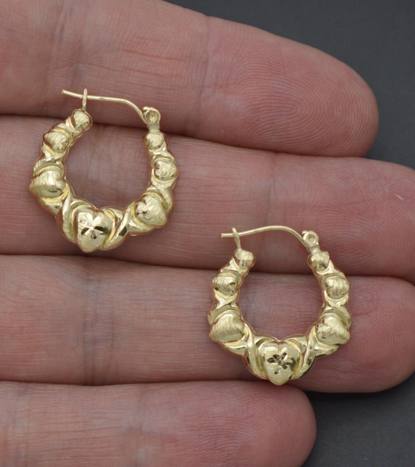 10K Real Yellow Solid Gold Women X Heart Shape Hug Hoop Earrings 21.4mm 1.3gr