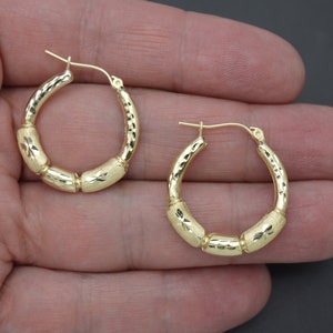 Real 10K Solid Yellow Gold 26.4mm Fancy Graduated Bamboo Hoop Earrings 1.9gr | Women-Ladies Jewelry Hoop Earrings | Solid 10k Hoop Earrings
