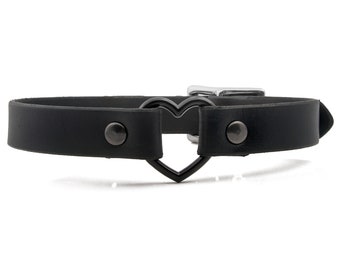 Rivithead Black Heart Leather Choker