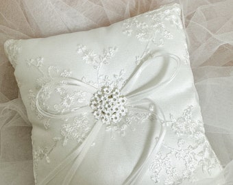 White Lace  embroidered Ring Bearer Pillow, Page Boy Pillow, Wedding ring pillow