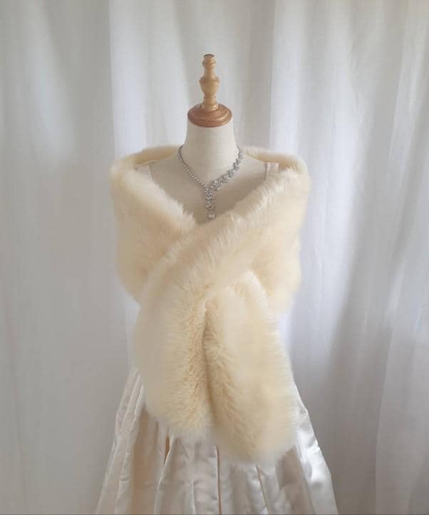 strapless open back dress Faux Fur Shawl Wrap Stoles for Brides