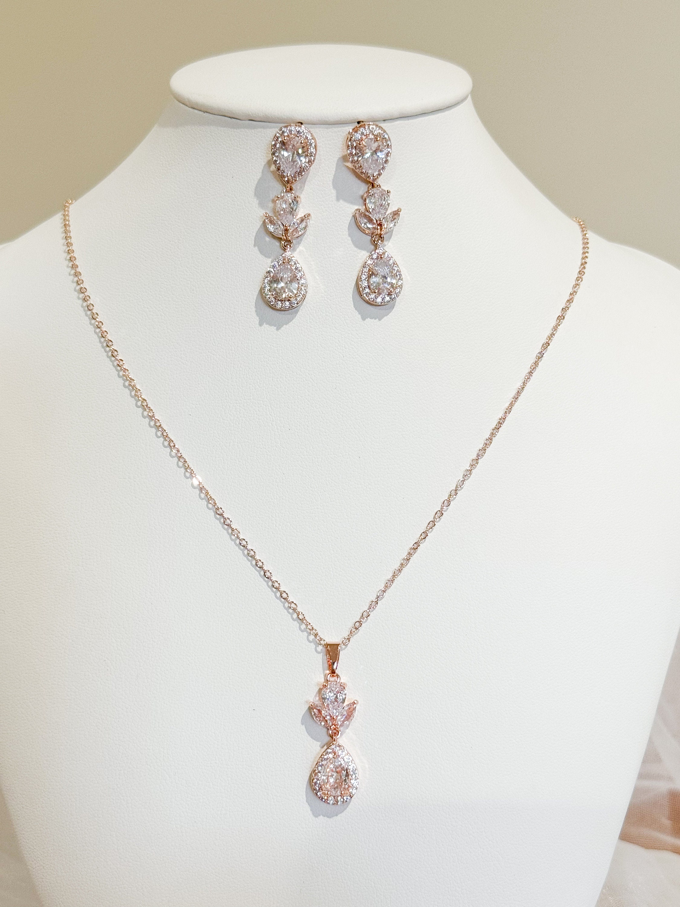 Set Gioielli Donna Oro Rosa Con Ciondolo A Doppio Cerchio E Zirconie Cubiche - Collana, Bracciale, Orecchini - 2
