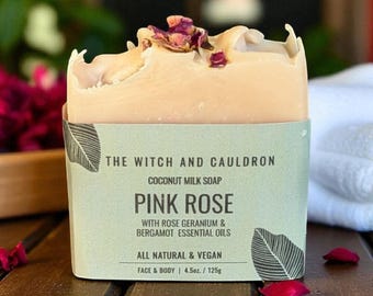 Koude proceszeep met roze roos: handgemaakt, veganistisch, palmolievrij, natuurlijk, etherische oliën