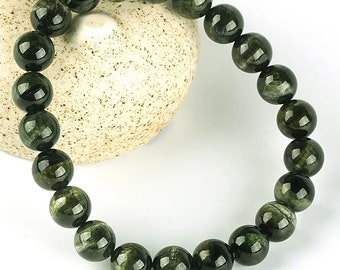 Natural Green Tourmaline || Green Tourmaline beads Bracelet || 6-8mm || women men jewelry || gift || healing stone || AAAAA