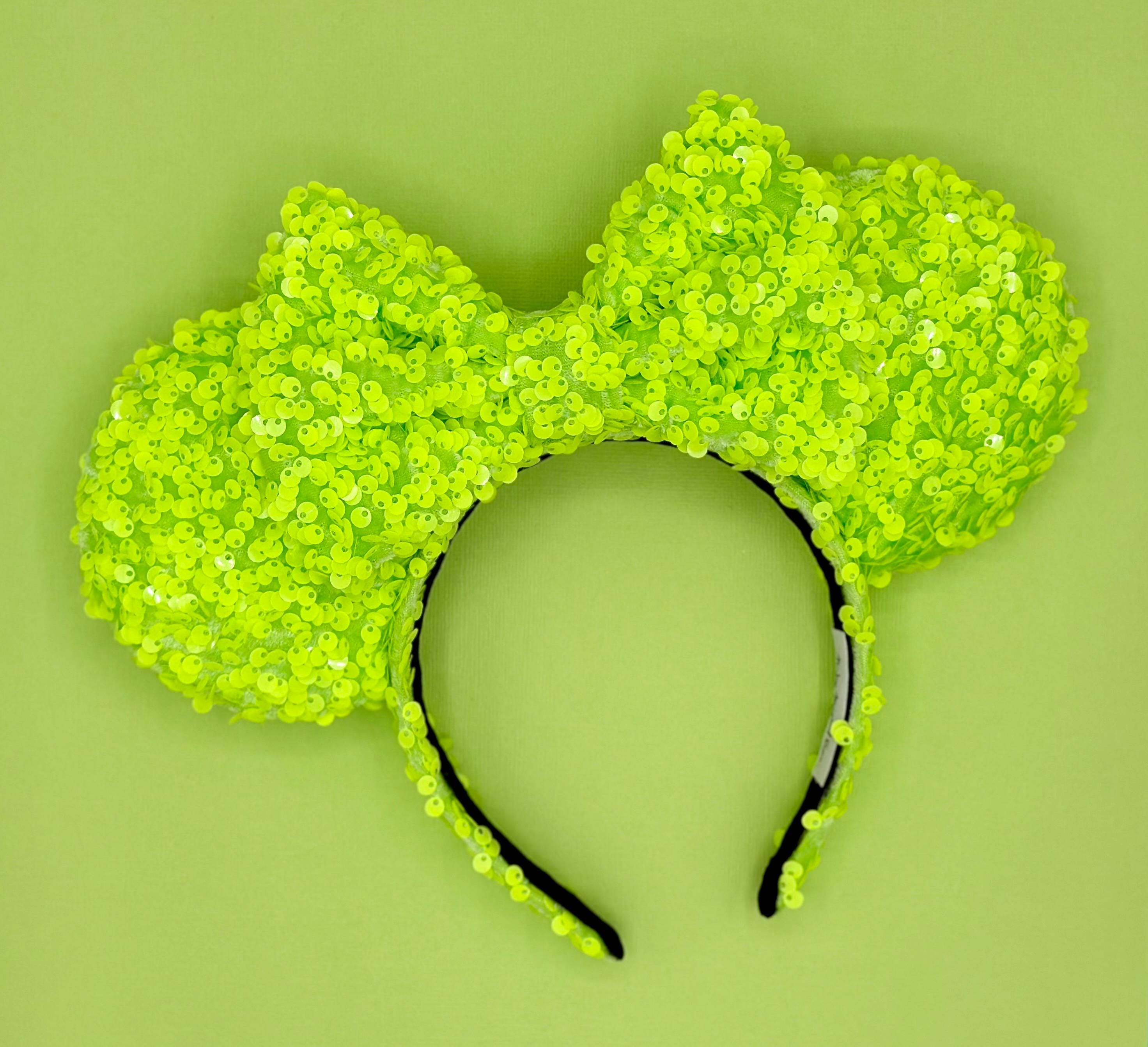 MADE TO ORDER Green Apple Velvet Sequin Mouse Ears  display picture 3