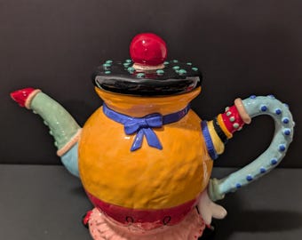 Teapot, Judie Bomberger, Madeline