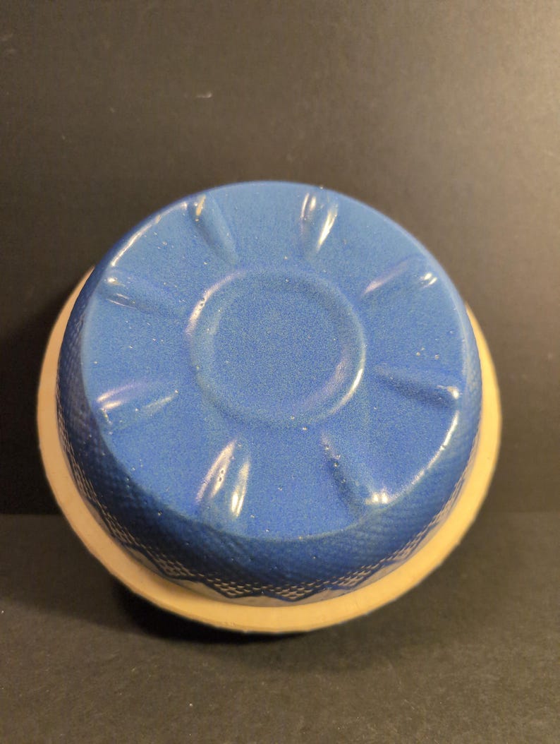Roseville Blue Venetian Picket Fence Yellow Ware Mixing Bowl - Etsy