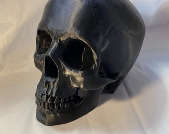 Statuette de crâne humain | Imprimé en 3D | Art personnalisé