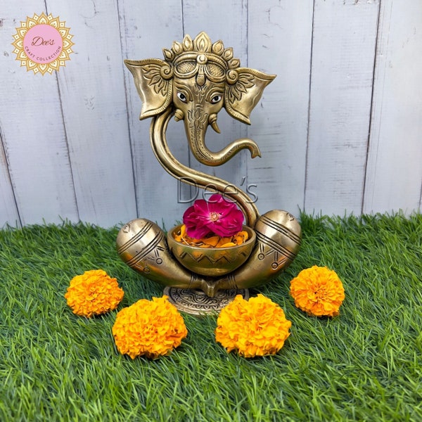 9" Abstract Lord Brass Ganesha Oil Diya Lamp Stand | 22 cm Traditional Brass Pooja Mandir Decor | Handmade Kuthu Vilakku Indian Deepak