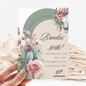 Invito festa di compleanno modificabile da donna 21, 30, 40, 50, 60, adulto stampabile, invito Boho, invito, teschio di mucca cactus con fiori