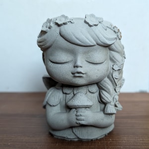 Pilz Fae (Pot) Face Pot, Behälter, Blumentopf, Büste, Skulptur Mythologie Zement, Pflanzenliebhaber, Frauengesicht, Skulptur, Goddess Planter