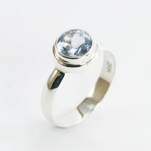Blautopas Ring 925 Sterling Silber mit Lünette gefasst