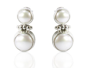 Double Round genuine Freshwater Pearl stud earrings set in 925 sterling silver with push back closure, promise pearl stud earrings