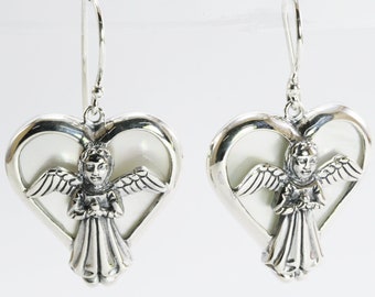 Pendientes de ángel de plata con concha blanca natural engastados en plata de ley 925