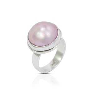 pinker Perlenring gefasst in 925 Sterling Silber handgefertigte Lünette, echter pinker Perlenring