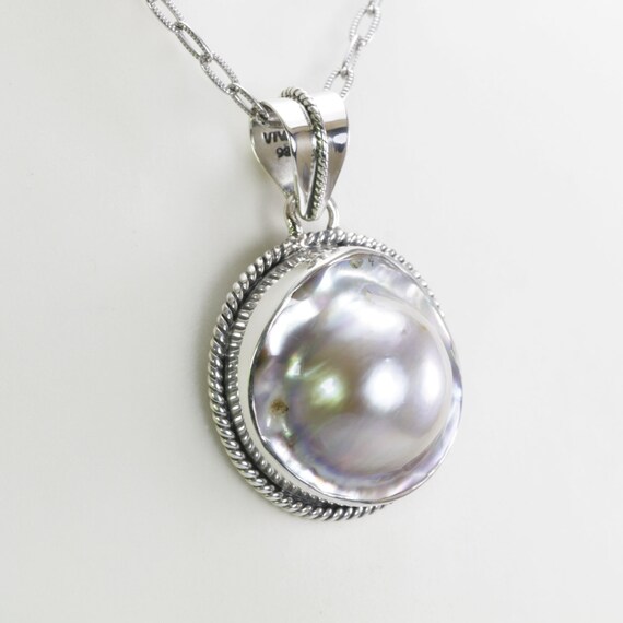 Natural Blister Mabe Pearl Necklace Pendant 28 Mm Width Set