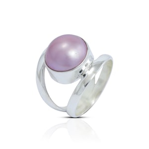 rosa Perlenring aus 925 Sterling Silber mit Spaltring und Zargenfassung