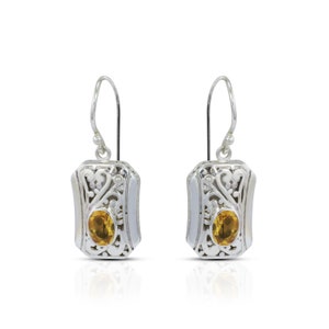 Peridot earrings 925 sterling silver dangle drop decorated with swirl filigree