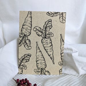 Gartenliebhaber - Postkarte auf Kraftpapier handgedruckter Linoldruck - Grußkarte Möhre