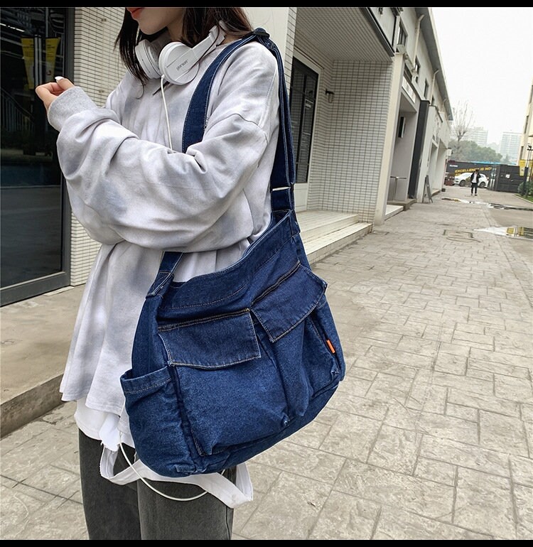 Women's Fashion Daily Patched Design Large Capacity Multi-pocket Denim  Crossbody Shoulder Bag In LIGHT BLUE