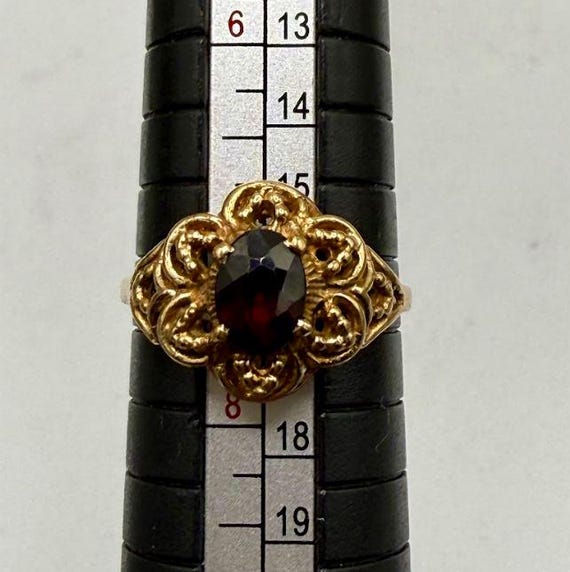 Vintage Solid 9k Yellow Gold Garnet Statement Rin… - image 7