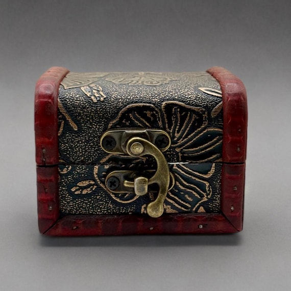Small Wooden Floral Decorative Trinket Jewelry Box Treasure Chest