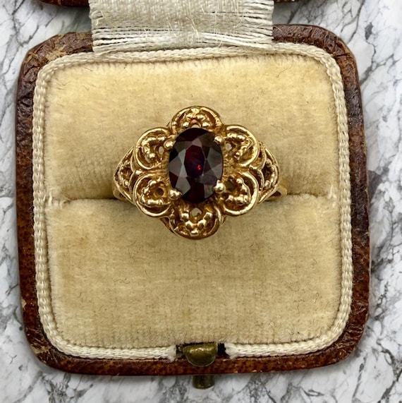 Vintage Solid 9k Yellow Gold Garnet Statement Rin… - image 1