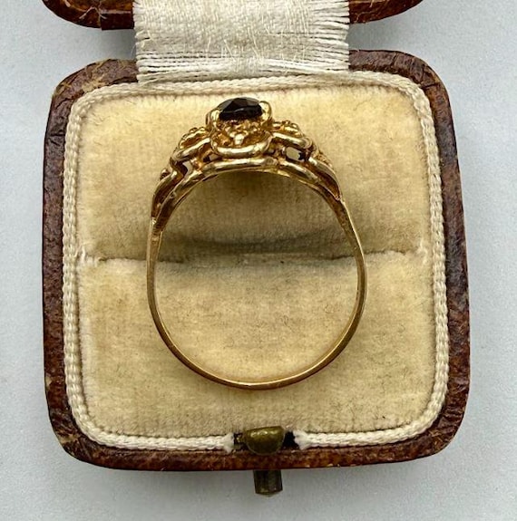 Vintage Solid 9k Yellow Gold Garnet Statement Rin… - image 5