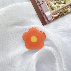 Cute Little Flower Drop Glue Mobile Phone Grip Creative Phone Stand Retractable Mobile Phone Holder Orange