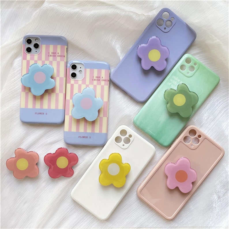 Cute Little Flower Drop Glue Mobile Phone Grip Creative Phone Stand Retractable Mobile Phone Holder image 2