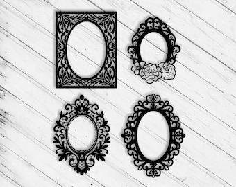 Op de afbeelding: Vier zwarte sierlijke frames met ovale openingen. De frames zijn gemaakt van ingewikkelde ontwerpen met bloemmotieven en kruldetails.