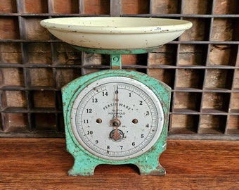 Vintage Green Persinware Kitchen Scales with Dish, Old Metal Scales, Country Kitchen, Rustic, Farmhouse Style