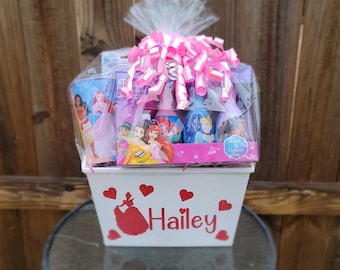 Cesta personalizada de graduación para niñas; Cesta infantil; Cestas con personajes; Cesta de Minnie Mouse; Cesta de Peppa Pig; Princesas Disney; Frozen