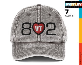 Bestickt, Vermont Vorwahl 802 mit VT im Center Red Heart Design. Vintage Baumwoll Twill Cap