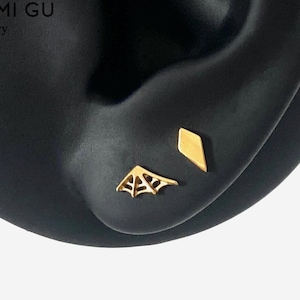 16G Titanium Small Spider Web Stud, Sword Cartilage Flat Back Labret, Internally Threaded conch earring, Cartilage, Helix stud, Tragus stud